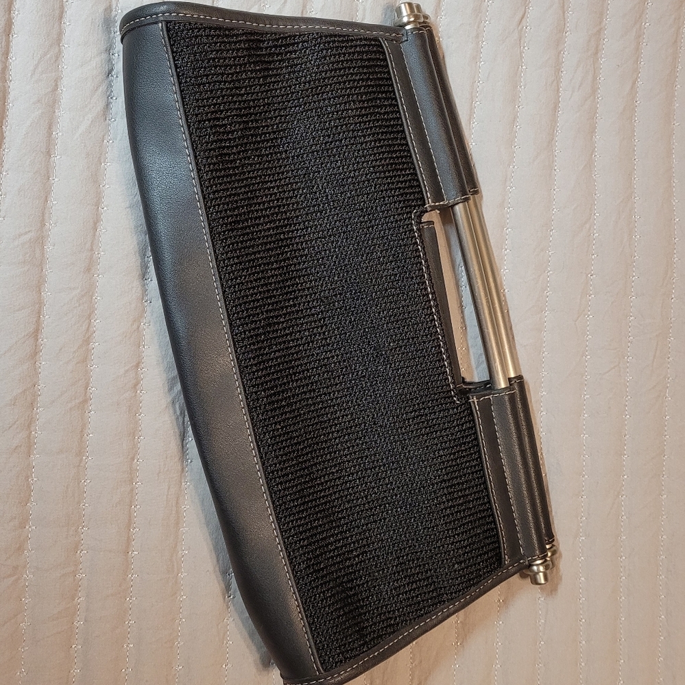 The Sak beautiful condition ladies purse - Picture 4 of 8
